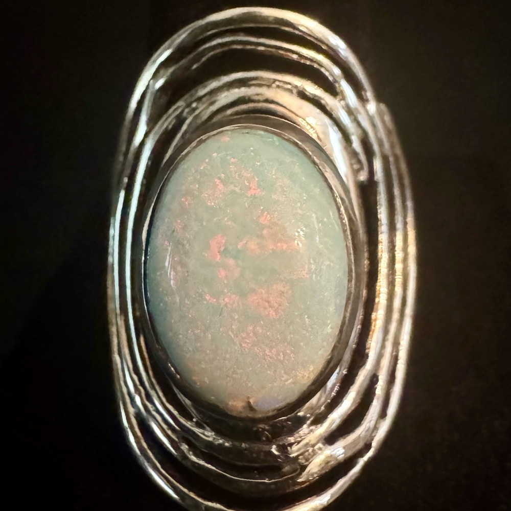 Elegant Silver and opal Ring